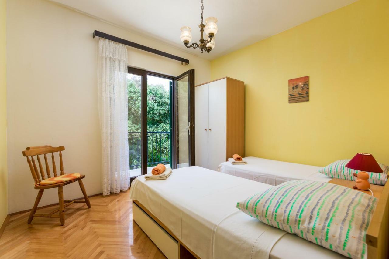 Apartment Bartul Razanj Exterior photo
