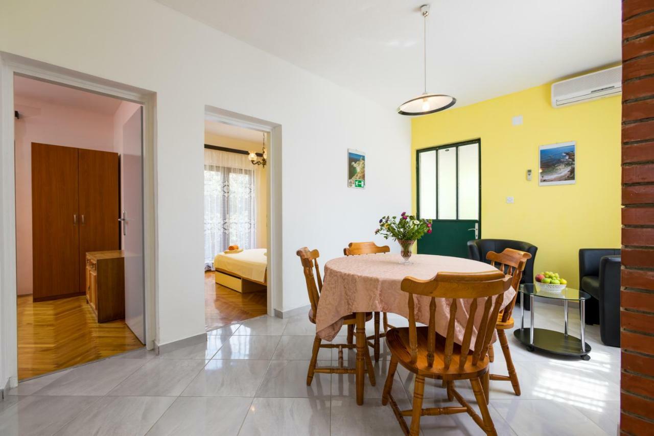 Apartment Bartul Razanj Exterior photo